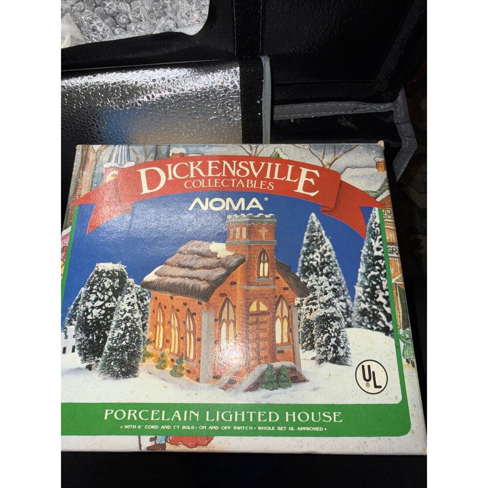 Dickens Ville Porcelain Lighted House Church